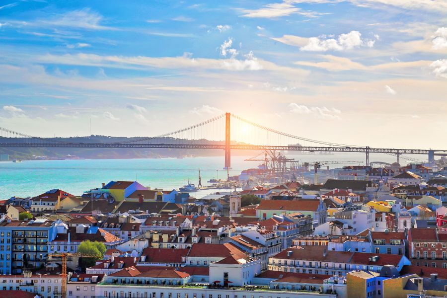 Lisbon Uncovered: Your Guide to Exploring Portugal Vibrant Capital