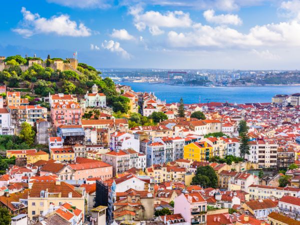 Lisbon Uncovered: Your Guide to Exploring Portugal Vibrant Capital